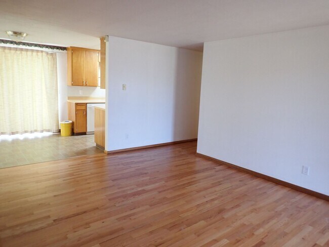Foto del edificio - Charming 3 Bedroom Downtown Puyallup Home