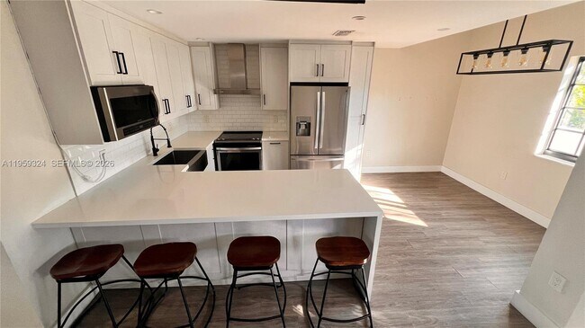 Foto del edificio - 3538 SW 17th St