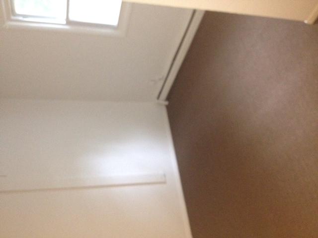 Building Photo - 15 Birchwood Dr