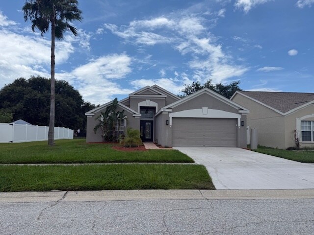 Foto principal - 12112 Dawn Vista Dr