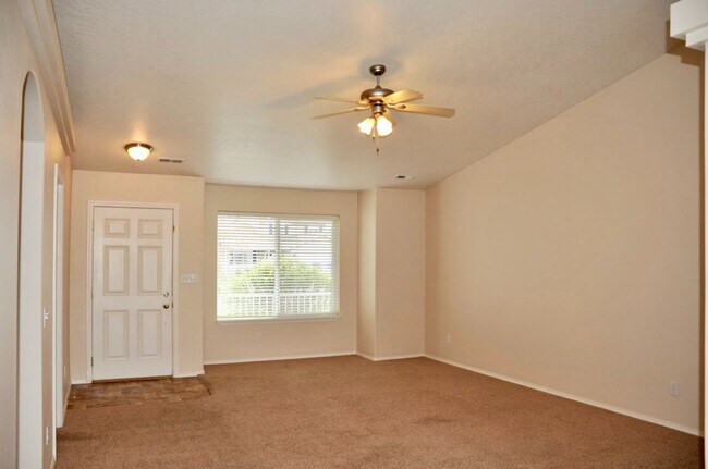 Foto del edificio - 3 bed 2 bath Rancher in the Landings Commu...