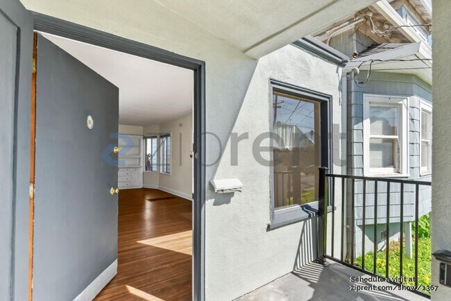 Foto del edificio - 1051 Stannage Ave
