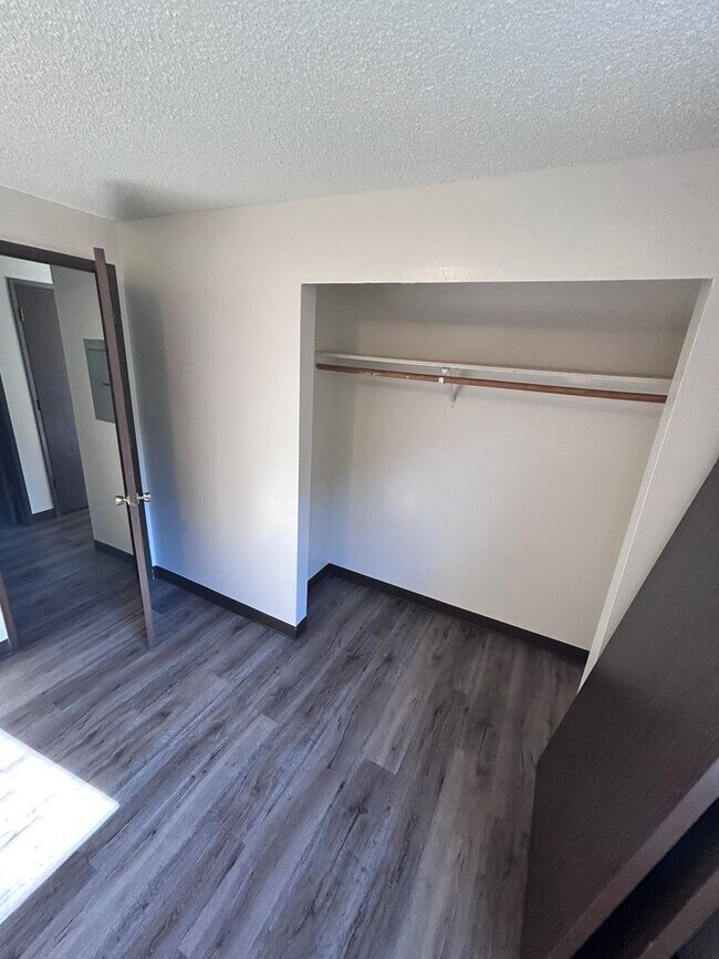 Foto del edificio - 435 Ranch Rd