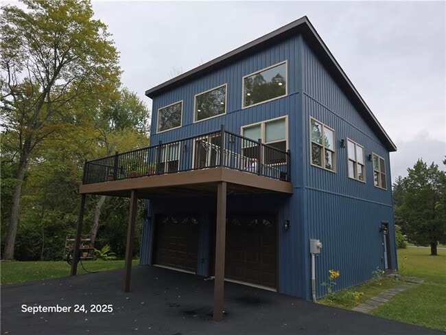 Building Photo - 416 S Eberhart Rd