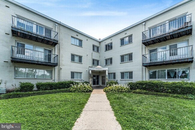 Foto del edificio - 1001 Chillum Rd