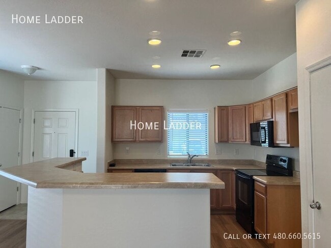 Building Photo - 2338 E 28th Ave