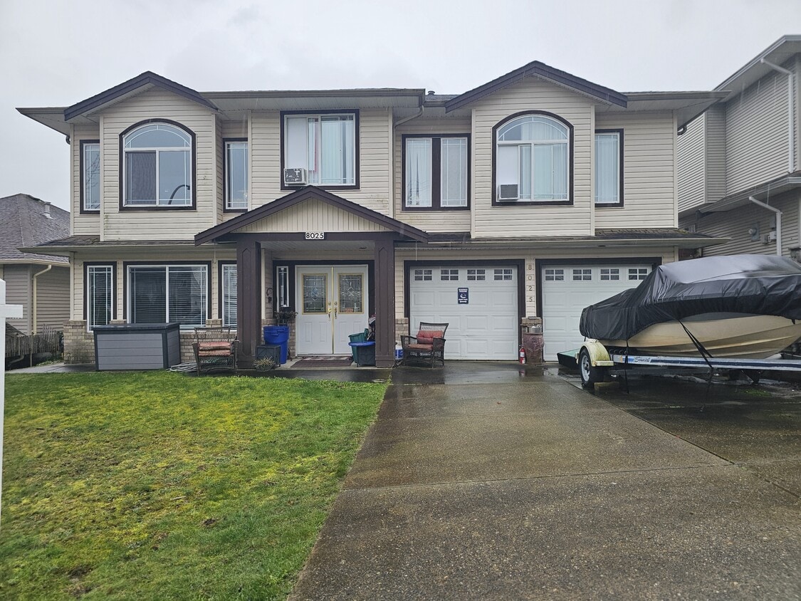 Building Photo - 8025 D'Herbomez Dr