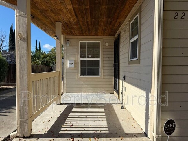 Foto del edificio - 221 N Lincoln Ave