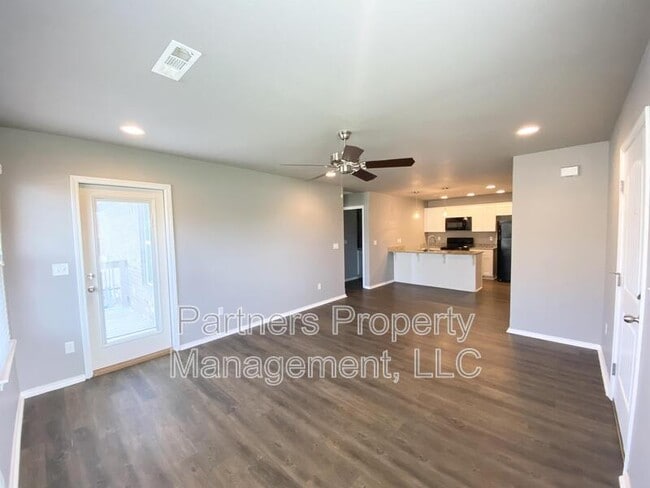 Photo - 810 Hindman Dr Apartment
