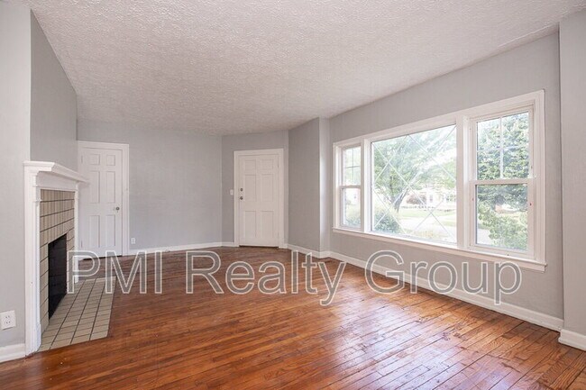 Foto del edificio - 3581 Ingleside Rd