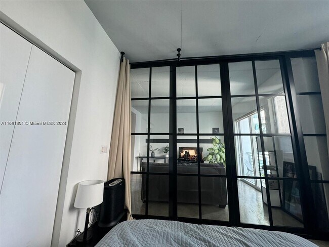 Foto del edificio - 234 NE 3rd St