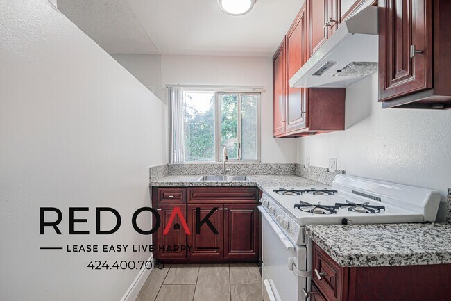 Foto del edificio - 2745 S Fremont Ave