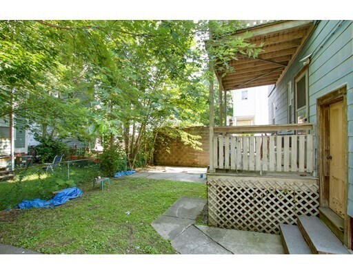 Building Photo - 10 Prichard Ave