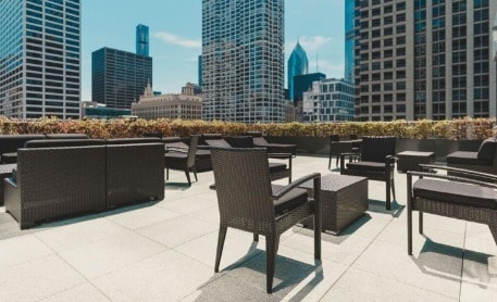 Foto del edificio - 451 N State St