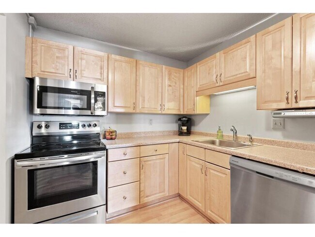 Foto del edificio - 78 10th St E