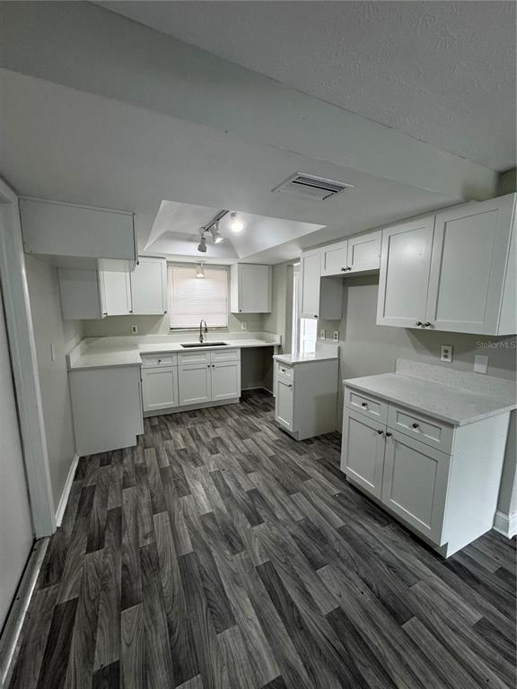 Foto del edificio - 6346 St Andrews Cir S
