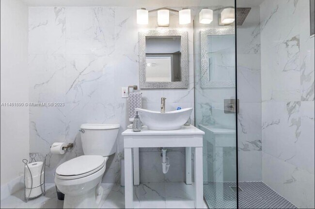 Foto del edificio - 280 NW 148th St