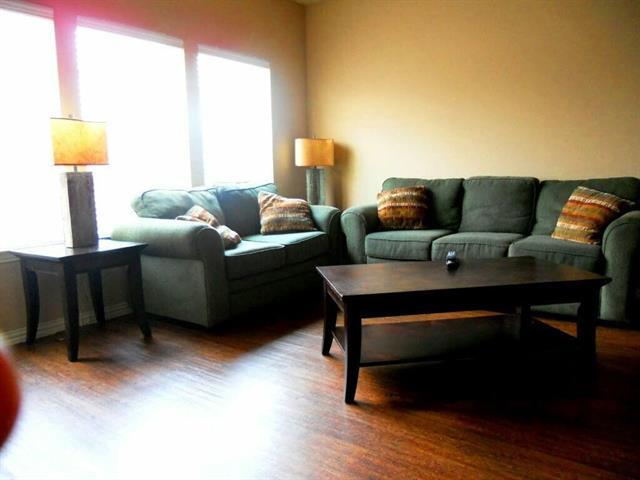 Foto del edificio - 2418 W Prairie St