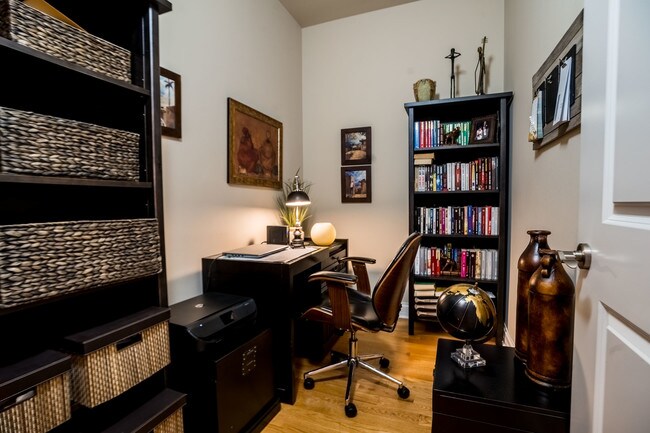 Foto del edificio - 3630 N Harlem Ave