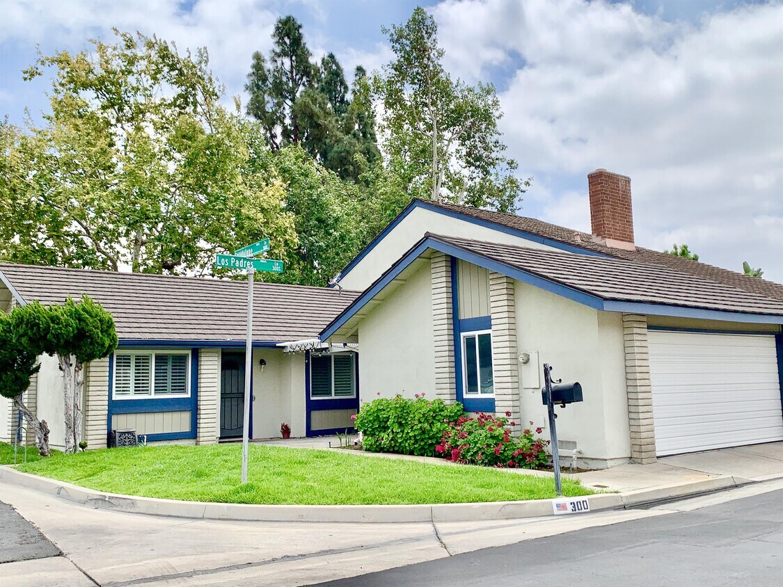 Primary Photo - 300 Los Padres Ln