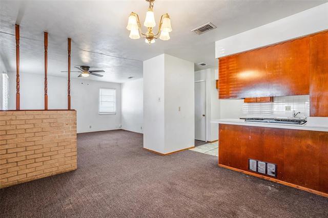 Foto del edificio - 724 E Mustang St