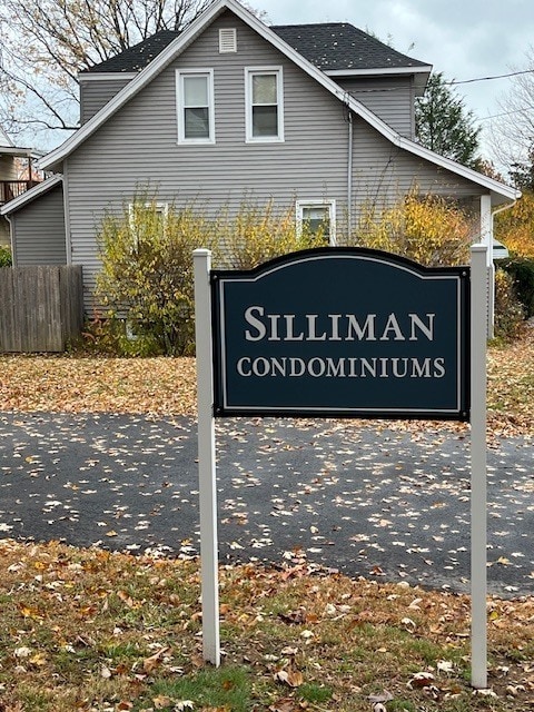 Building Photo - 100 Silliman St