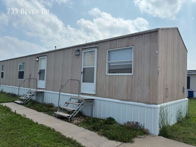 Foto del edificio - 733 W Bever Dr