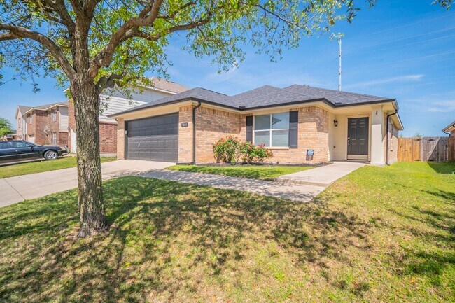 Building Photo - Apply and move in before Feb 1 and we will take $750 off 1st months rent.