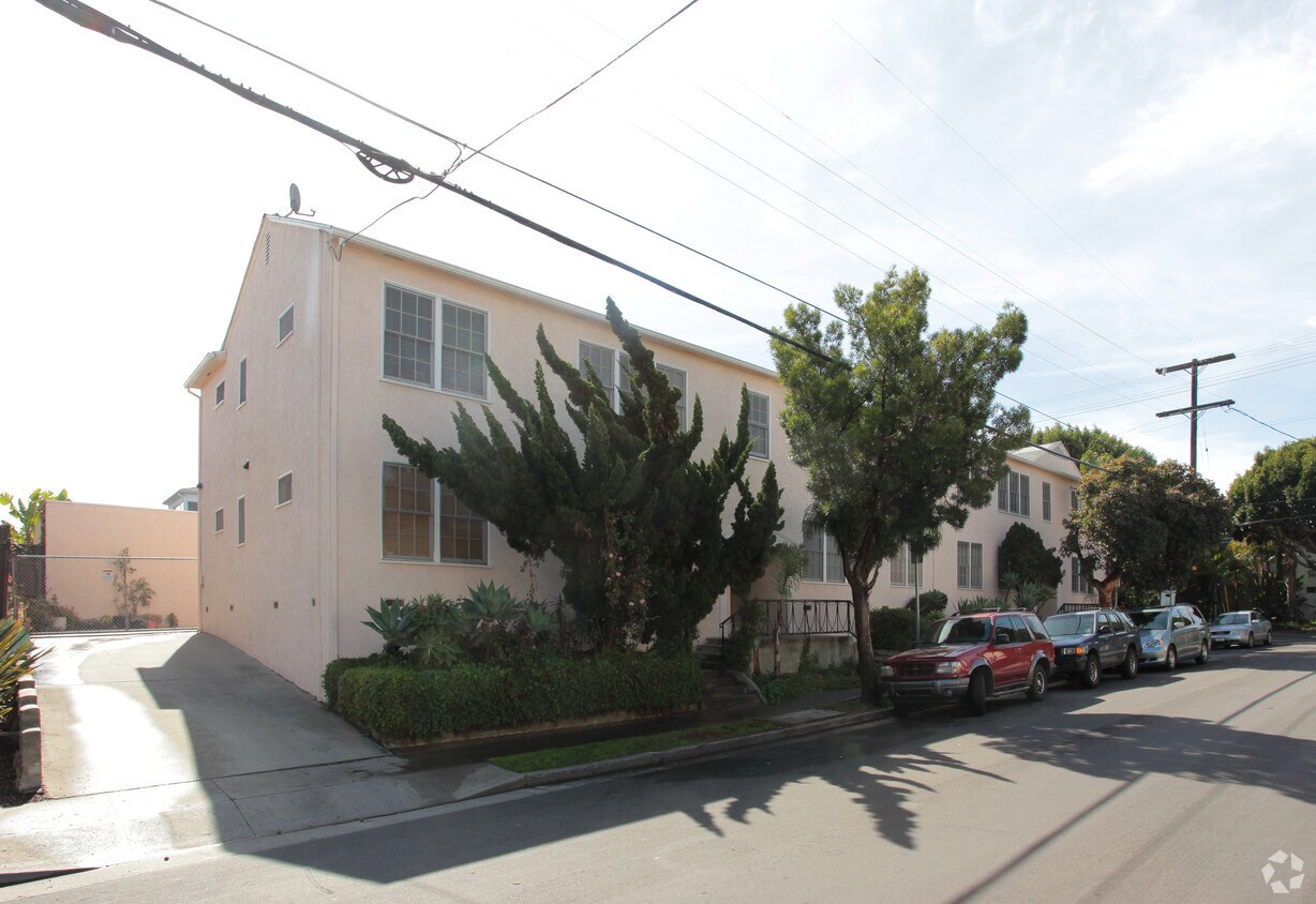 Foto del edificio - 402 Pier Ave