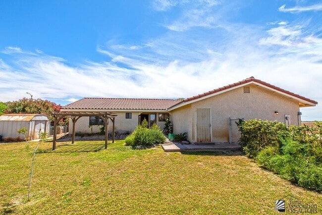 Foto del edificio - 4296 W County 15th St