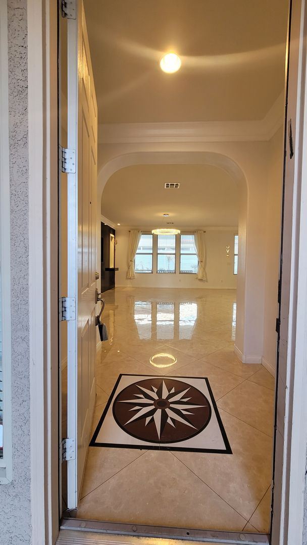 Foto del edificio - 3 br, 2 bath House - 7711 Comanche Canyon Ave