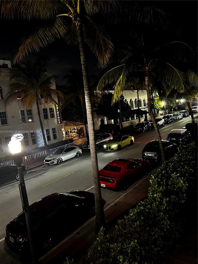 Foto del edificio - 101 Collins Ave