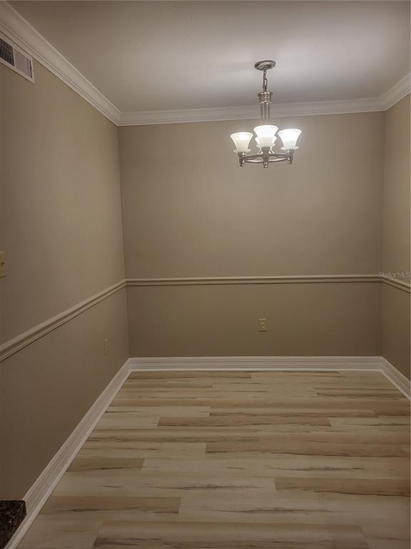 Building Photo - 3360 S Osprey Ave