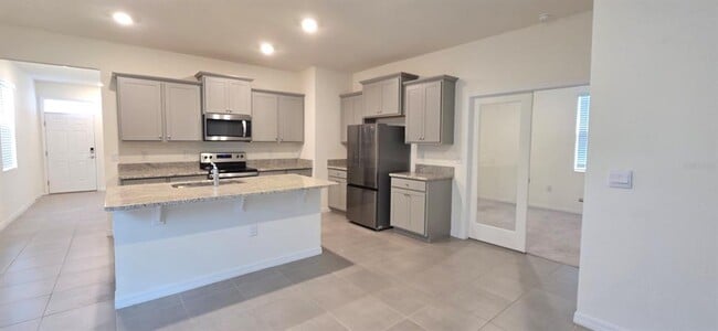 Building Photo - 5530 NW 40th Loop