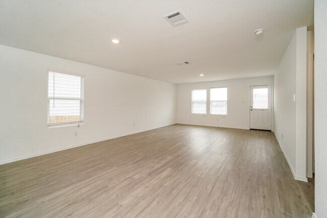 Foto del edificio - 5908 Forenoon Dr, Bulverde, TX