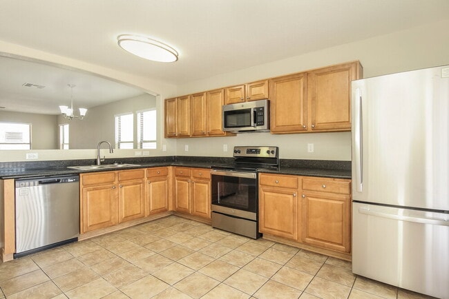 Building Photo - 9650 W Payson Rd