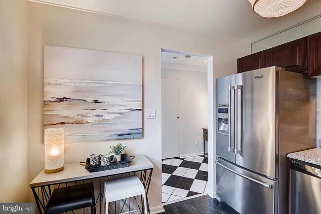 Foto del edificio - 2919 Elliott St