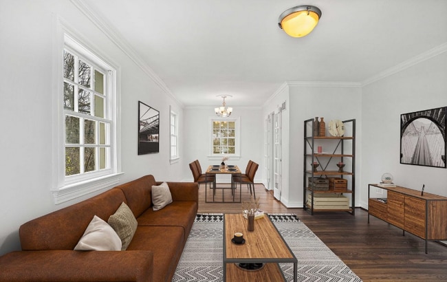 Building Photo - 2021 Arlington Terrace