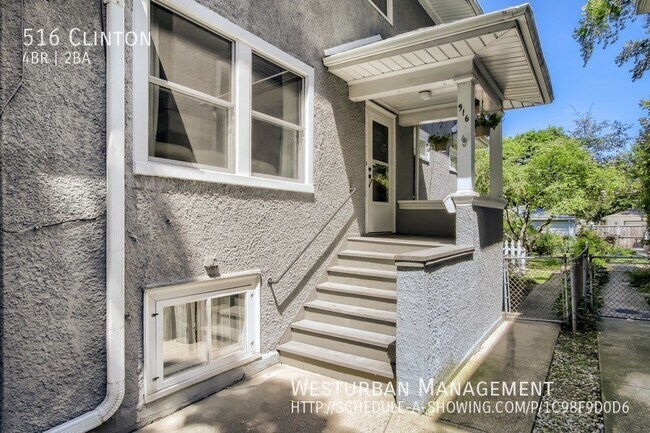 Foto del edificio - Lovely Classic Oak Park Home!