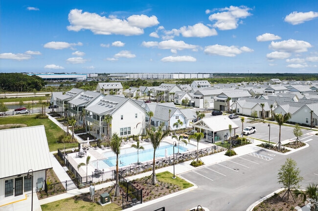 Piscina - The Cottages at Tradition