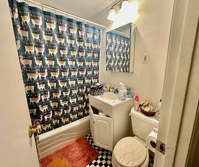 Building Photo - 50 Parkman St