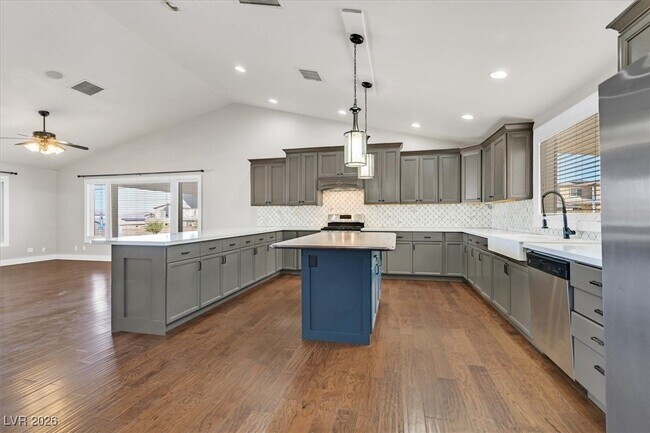 Foto del edificio - 391 E Kimberly Dr