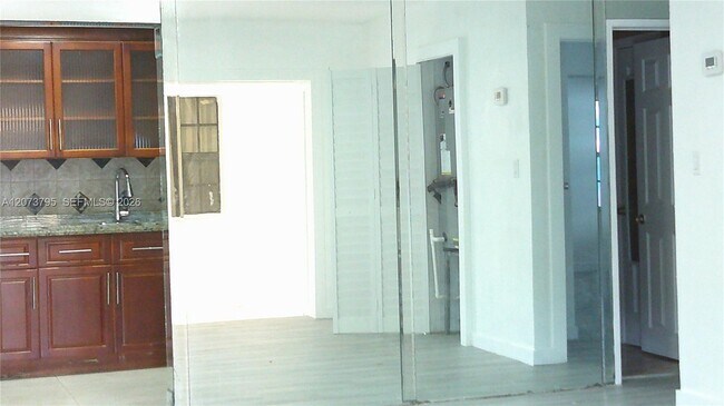 Building Photo - 2531 NW 88th St