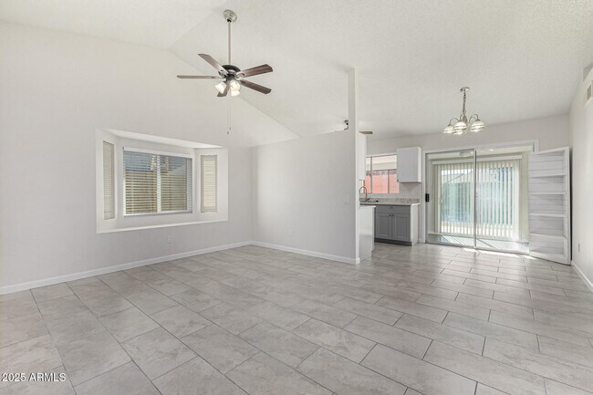 Foto del edificio - 1813 E Grandview Rd