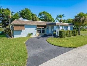 Building Photo - 3 Knights Bridge Rd