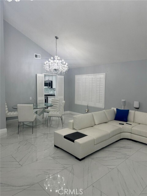 Foto del edificio - 3636 Hawkwood Rd