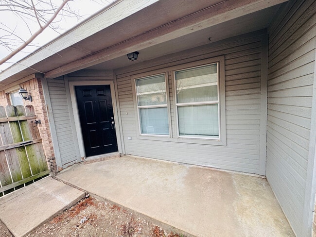 Building Photo - 5837 Swords Dr