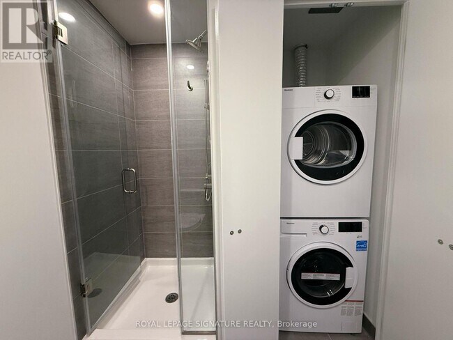 Photo du bâtiment - 1 Fairview Rd E