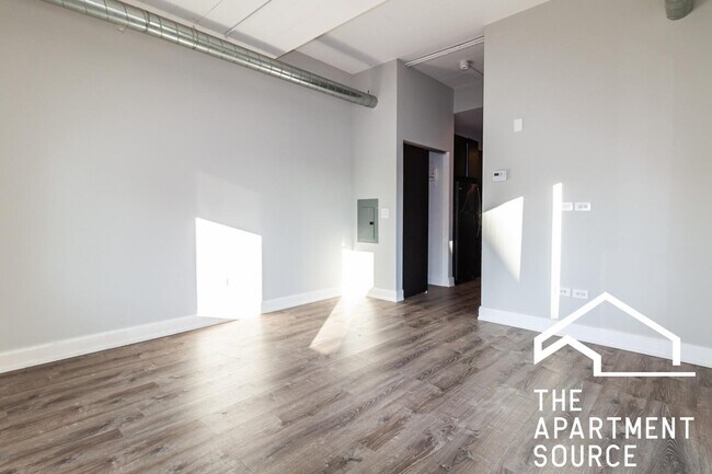 Foto del edificio - 941 W Belmont Ave