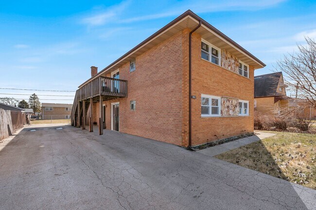 Foto del edificio - 7653 Roberts Rd